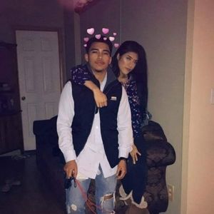 Meet your Posher, Neyda